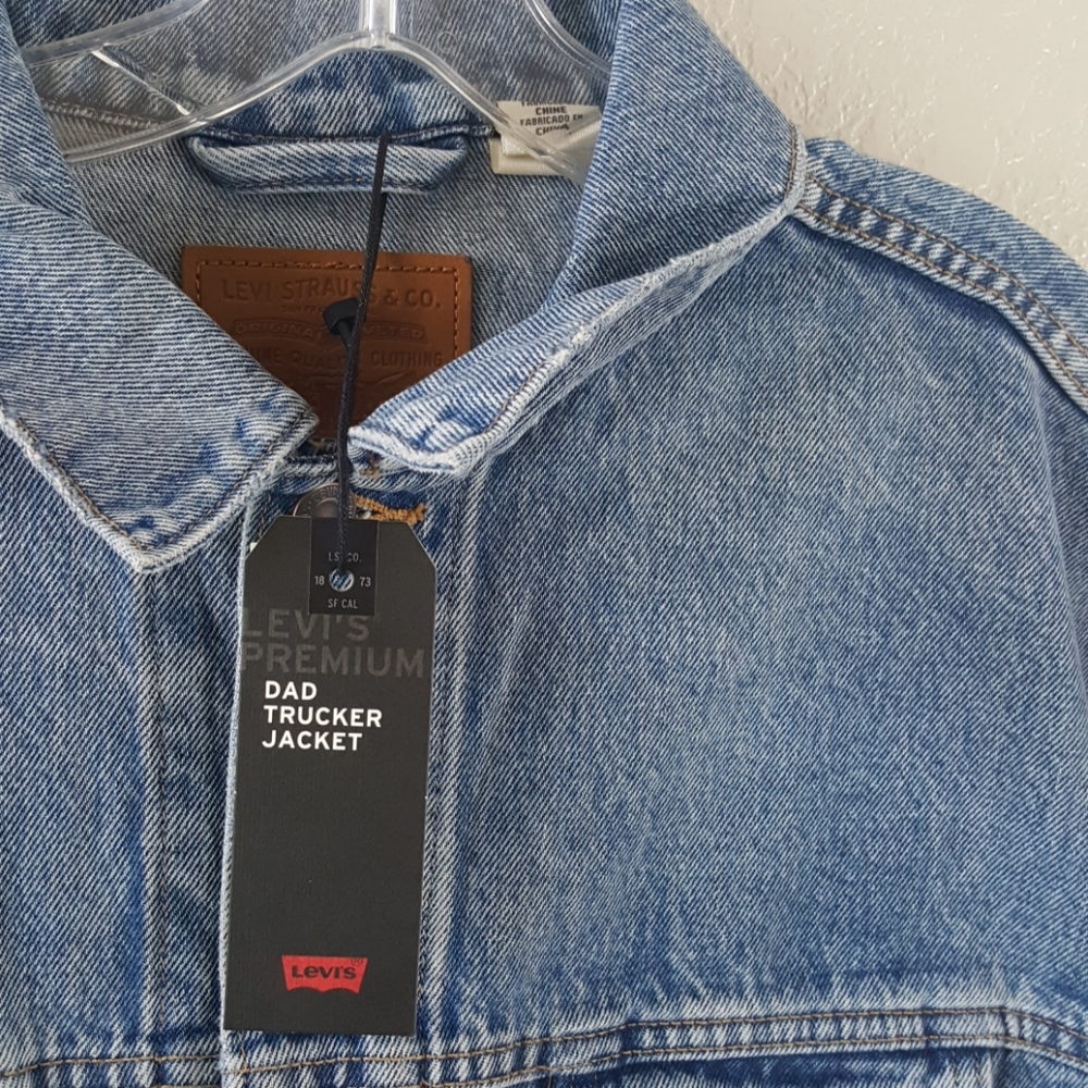 Levi's Dad trucker jean jacket Multiple sizes. NWT - Picture 6 of 8